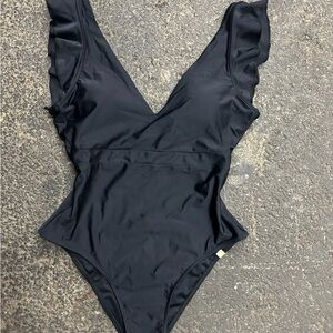 Summersalt Women’s One Piece Bathing Suit Black Women’s 6 Padded